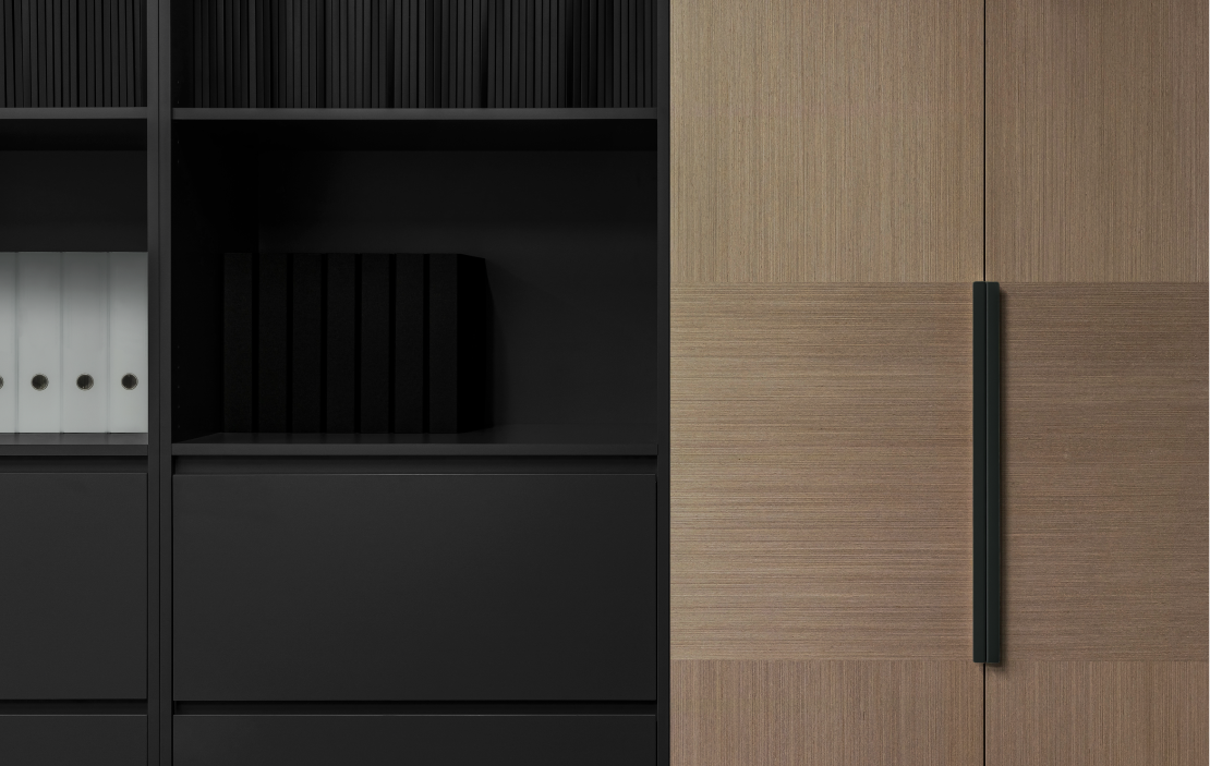 TitanPanel Onyx Black